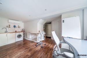 Photo 18- click for photo gallery